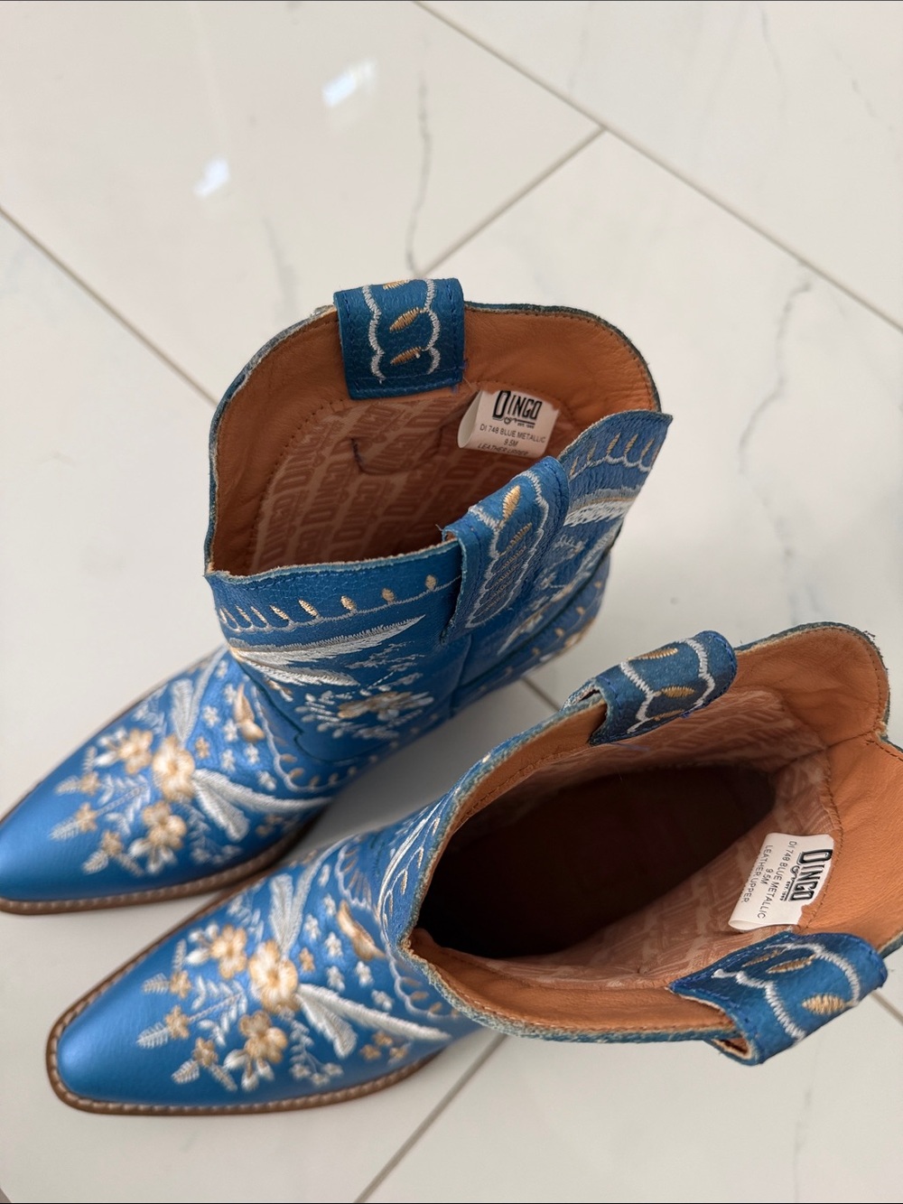 dingo Primrose Embroidered Boots - Picture 4 of 6